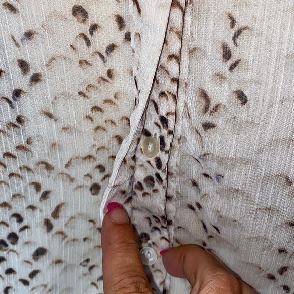 Violet & Claire Snakeskin Roll Tab Blouse - Picture 4 of 9